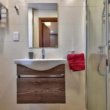 Central Suites St. Julian'S Vendégház San Ġiljan