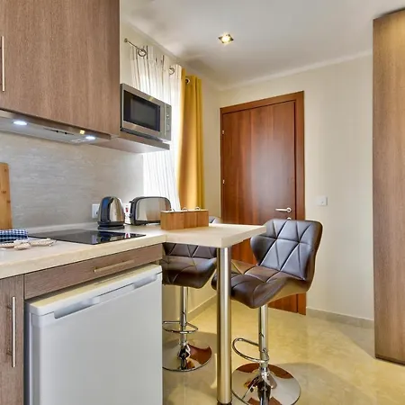 Central Suites St. Julian'S